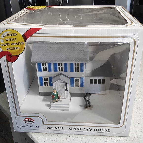 Sinatra House #6351 Train Christmas Village O-O27 Scale Original Box - Picture 17 of 17